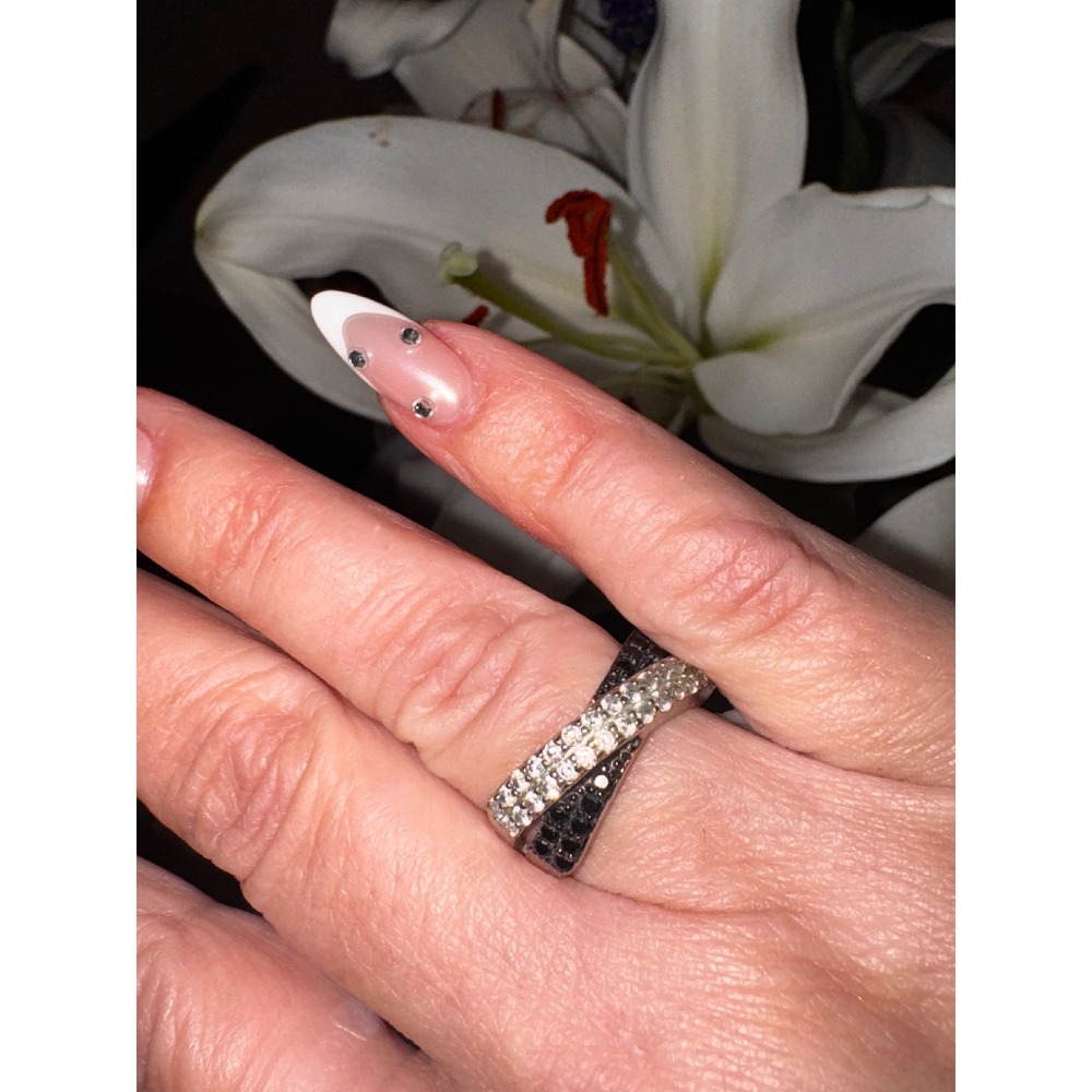 Black and White‎ Pave Criss Cross X Ring Silver Tone Statement Band 6.5 - Picture 4 of 6
